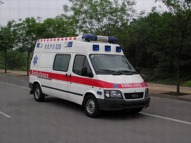 宣汉县救护车护送